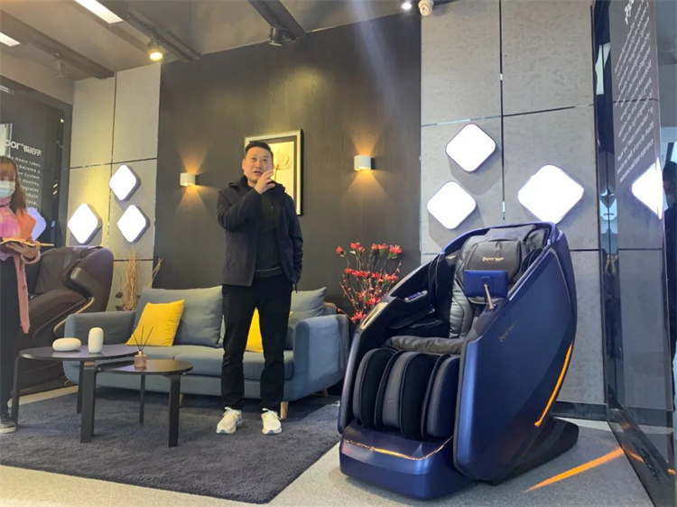 leyu.乐鱼体育集团旗下品牌—锐珀尔举行新款4D穴感总裁按摩椅S500内训会